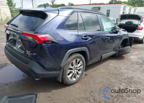2021 Toyota Rav4 Xle Premium из США, поврежденный, VIN 2T3A1RFVXMW195342